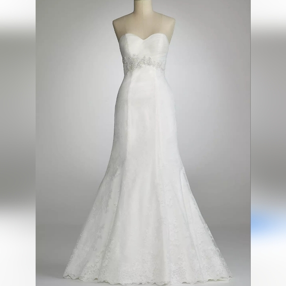 David's Bridal WG3436 Strapless Bridal Gown With Embellishments Sz Zero NWT - Picture 2 of 11